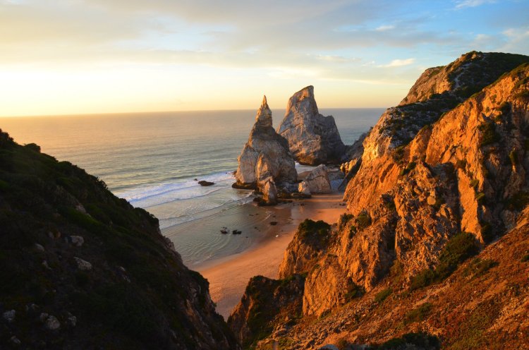 Sintra-Beach_portugal