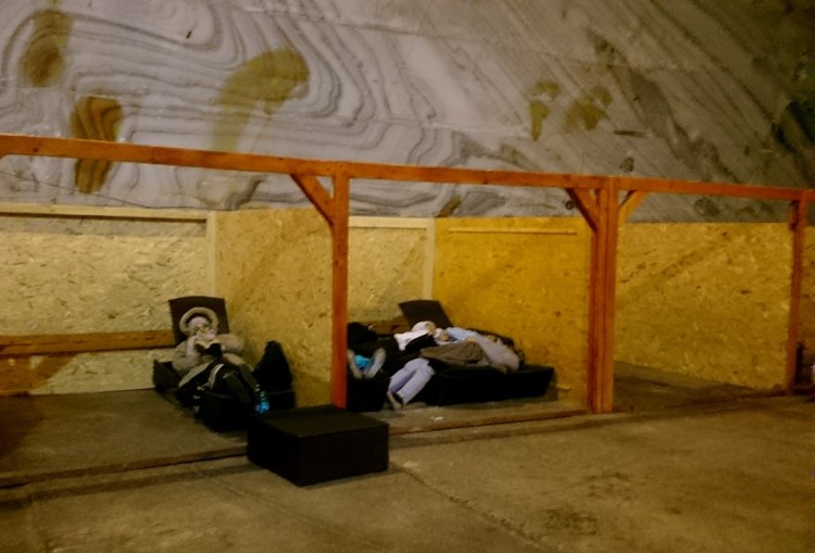 Loc de dormit-Salina