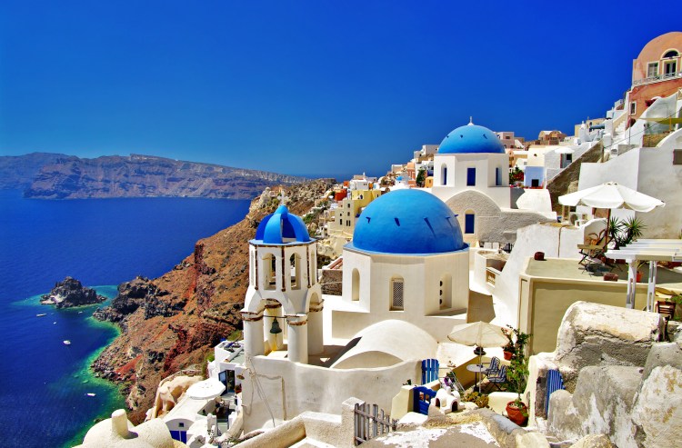 santorini travel.jpg